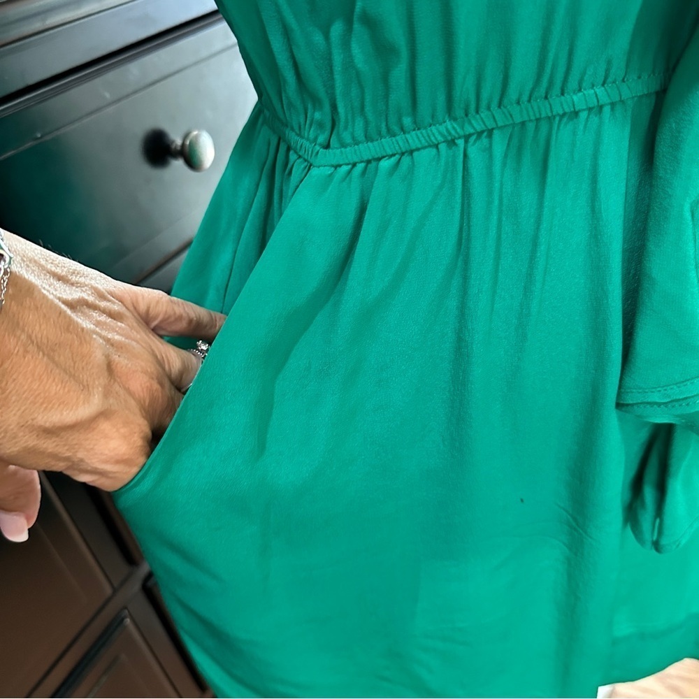 Anthropologie Greylin 100% Silk Emerald Green Ruffle Sleeveless Mini Dress M - Picture 5 of 16